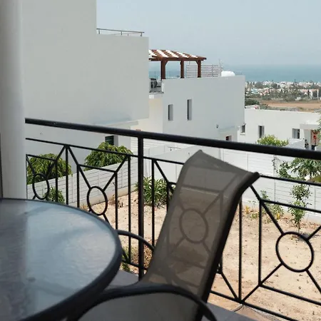 Chloraka Sea View With Pool Apartman