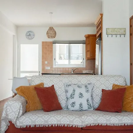 Chloraka Sea View With Pool Apartman