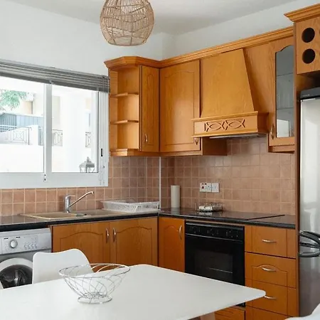 Apartman Chloraka Sea View With Pool